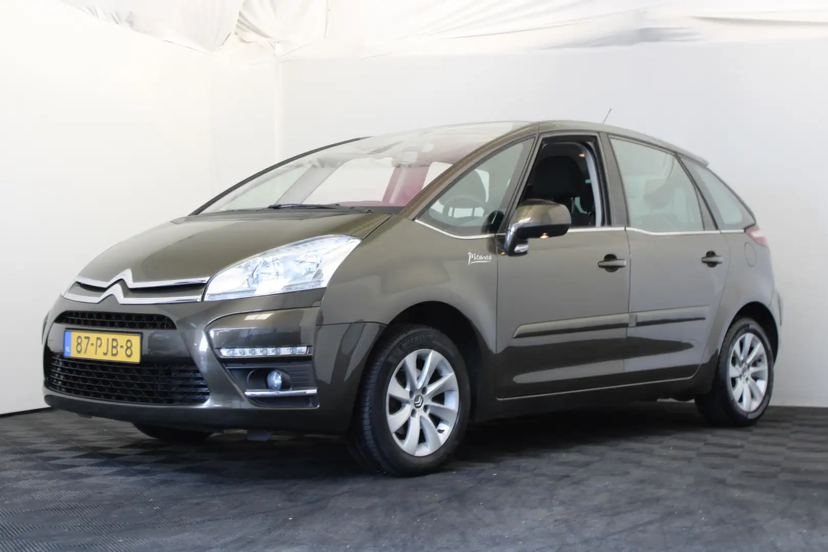 Citroen C4 Picasso 1.6 VTi Tendance Bruin - 1