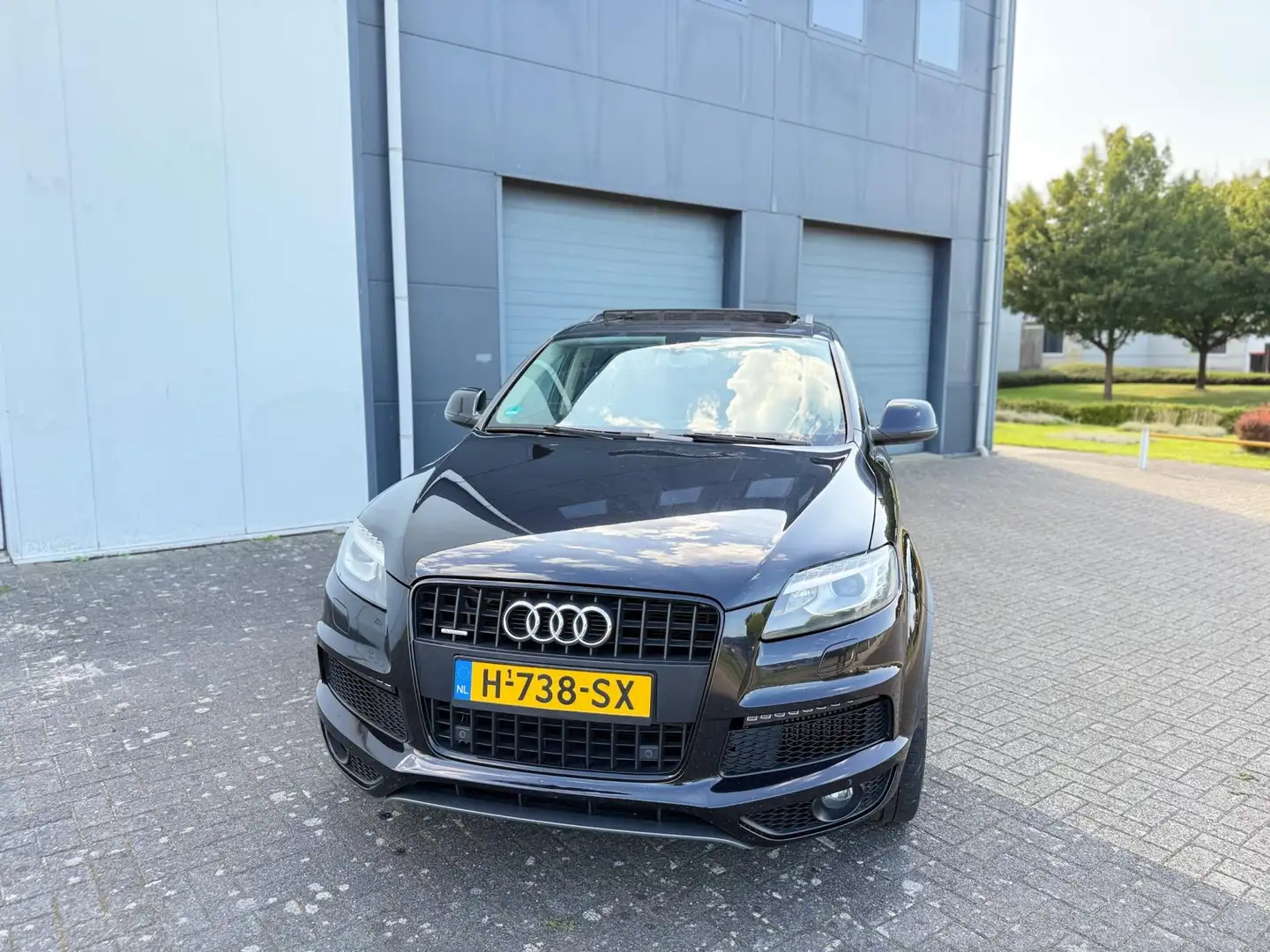 Audi Q7 4.2 TDI quattro 7p S-Line Bose Pano Bomvol Noir - 2