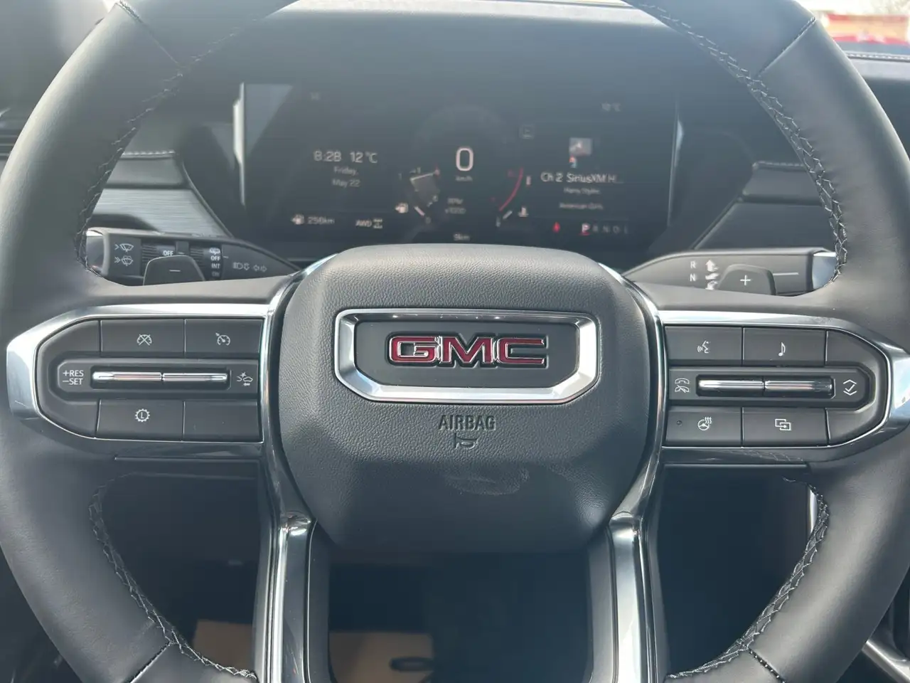 GMC Acadia снимка GMC Acadia