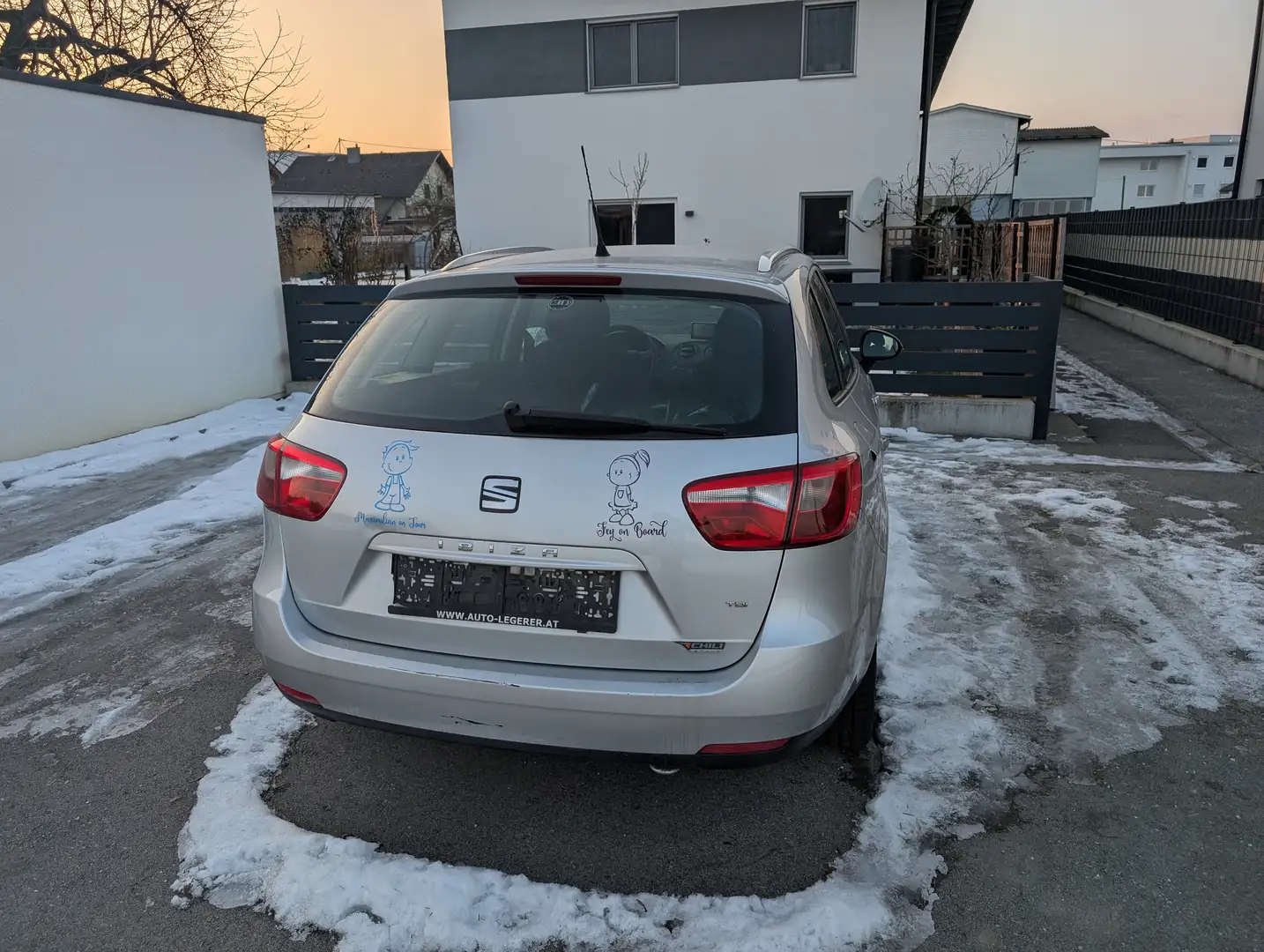 SEAT Ibiza Ibiza ST Chili Silber - 2