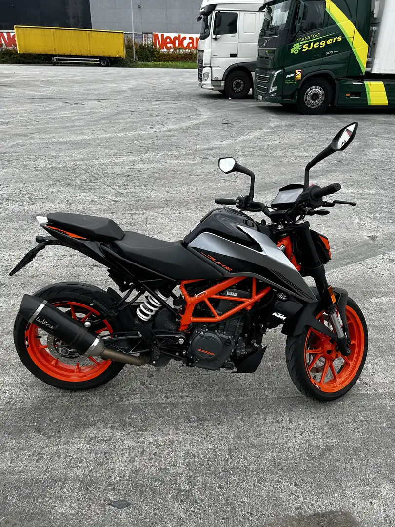 KTM 390 Duke Argintiu - 1
