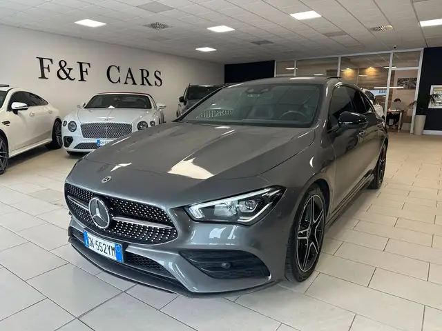 Mercedes-Benz CLA 200 d Shooting Brake Premium AMG auto Uff. Italiana Luci Ambient Tetto Panoramico