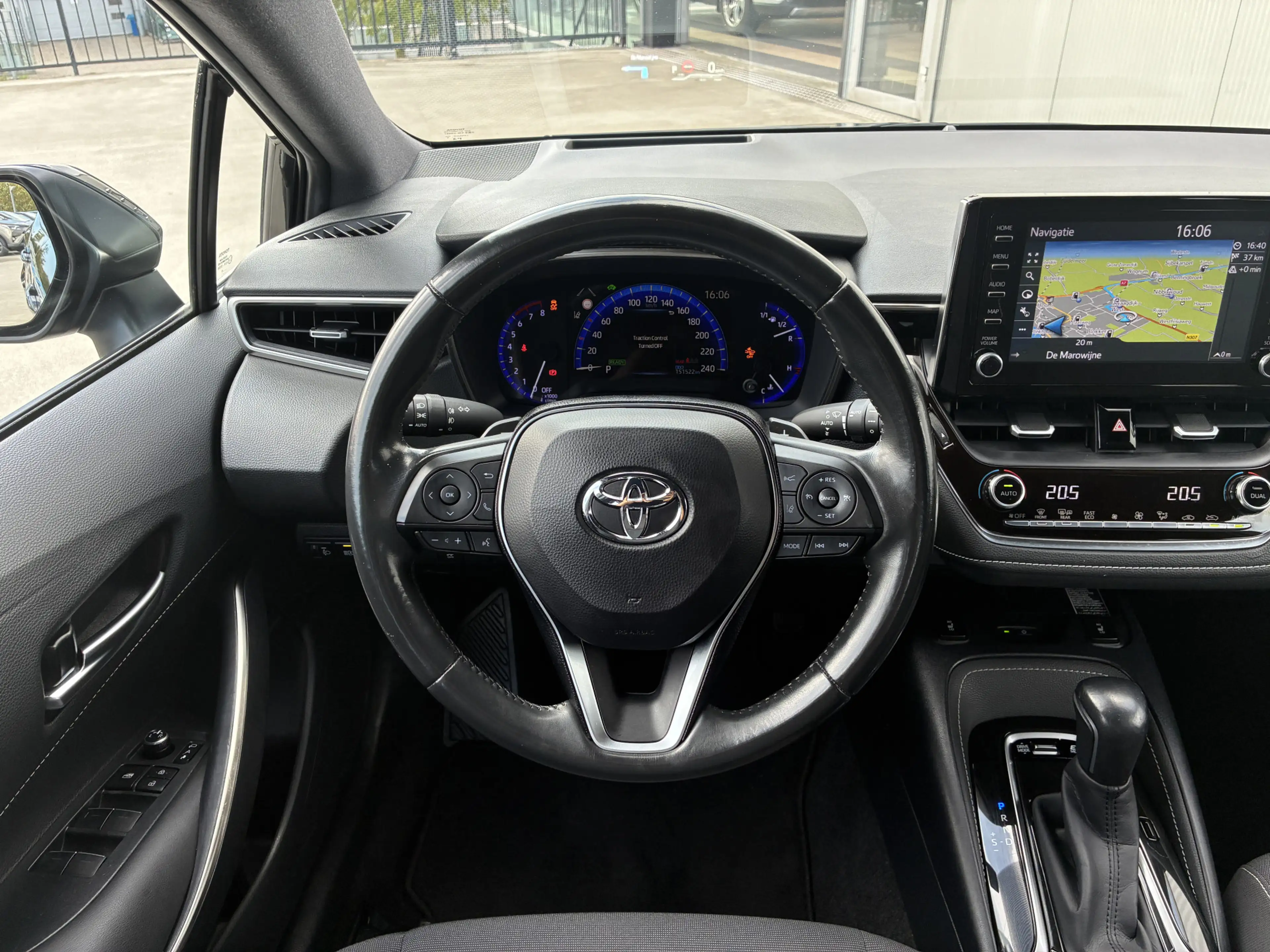 Toyota Corolla 2.0 Hybrid Style — photo 13
