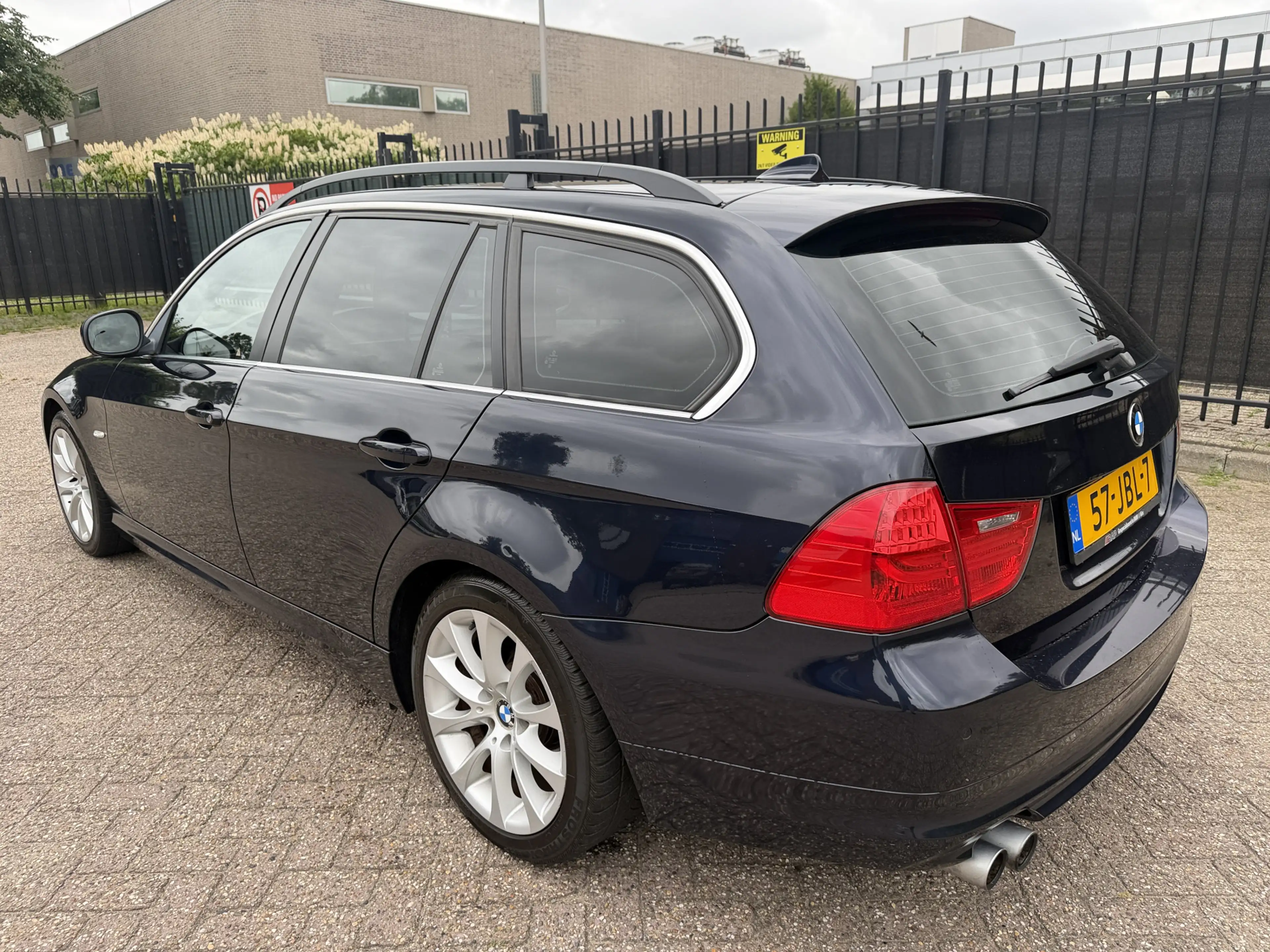 BMW 325 3-serie Touring 325i Autom/Tiptr Business Line Nav — photo 2
