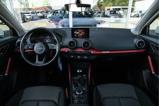 Audi Q2 view 6