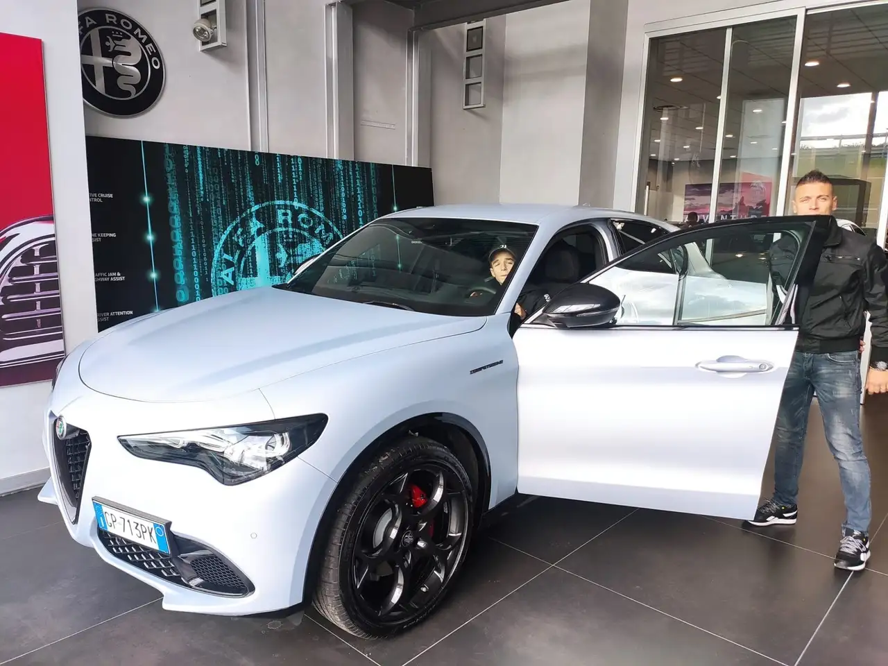 Alfa Romeo Stelvio 2023