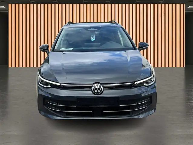 Volkswagen Golf view 24