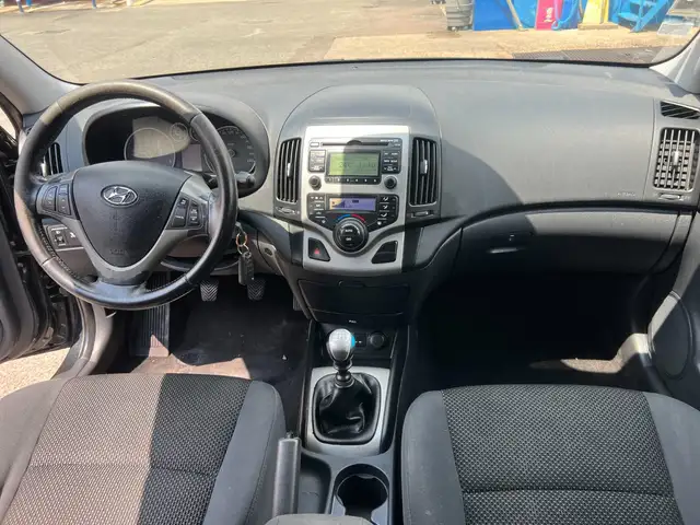 Hyundai I30 view 3