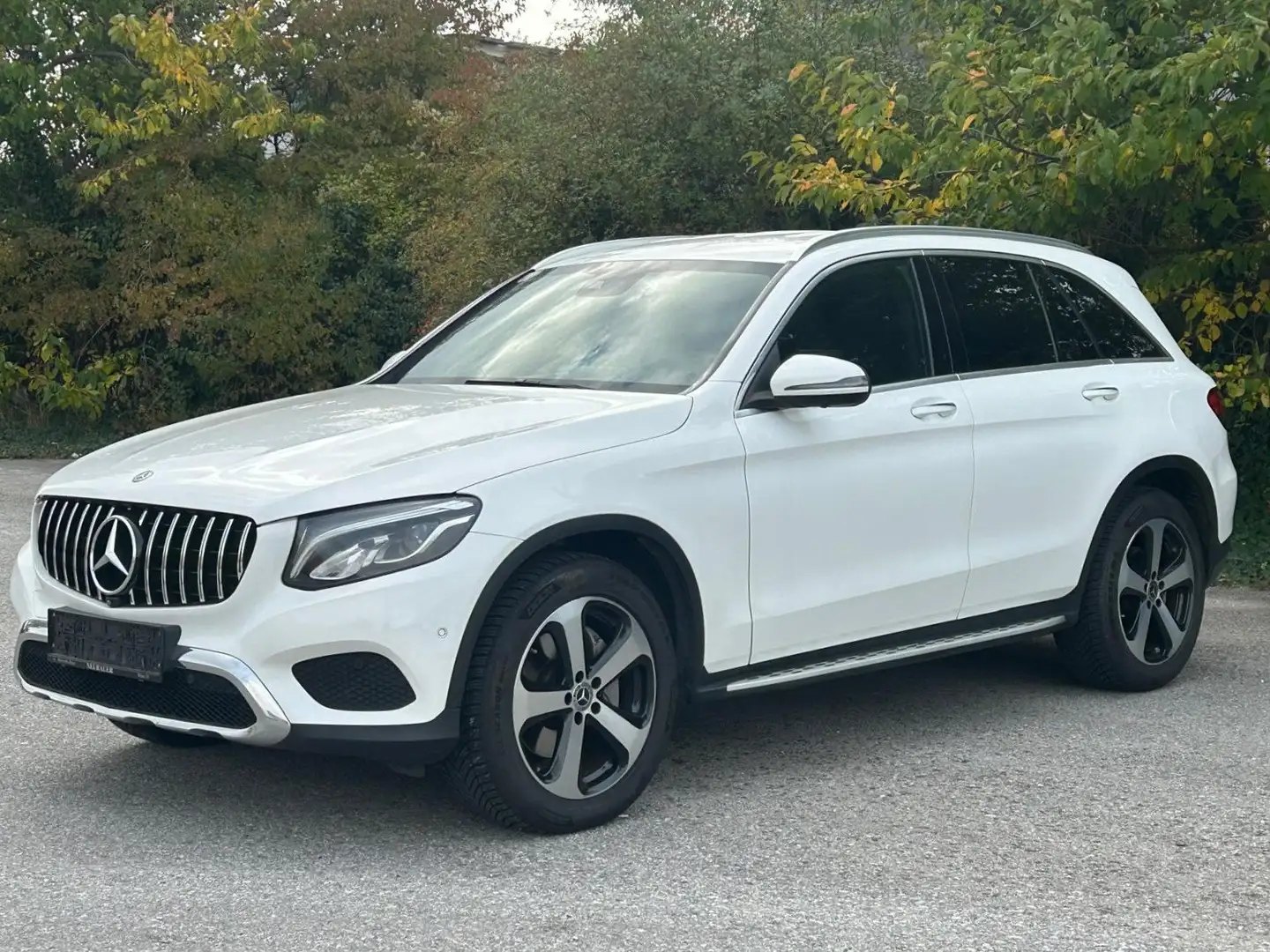 Mercedes-Benz GLC 220 d 4MATIC Aut. Exclusive Weiß - 2