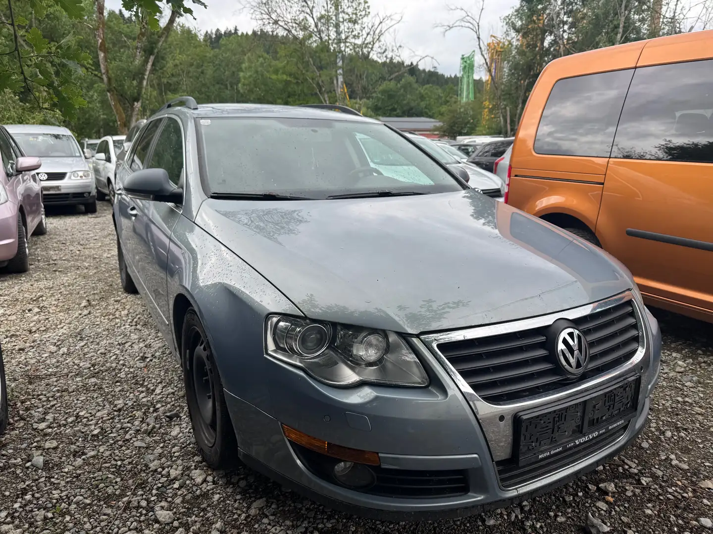 Volkswagen Passat Variant Comfortline 4Motion Gris - 2