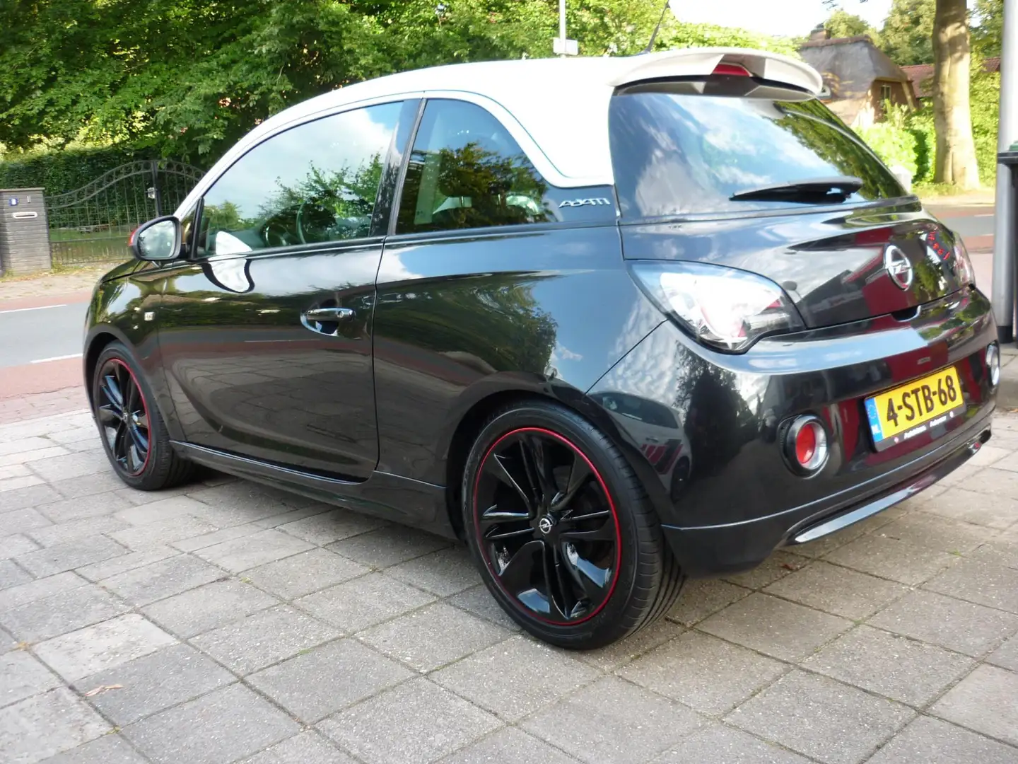 Opel Adam 1.4 Slam,airco,halfleder,17inch,nap. Zwart - 2