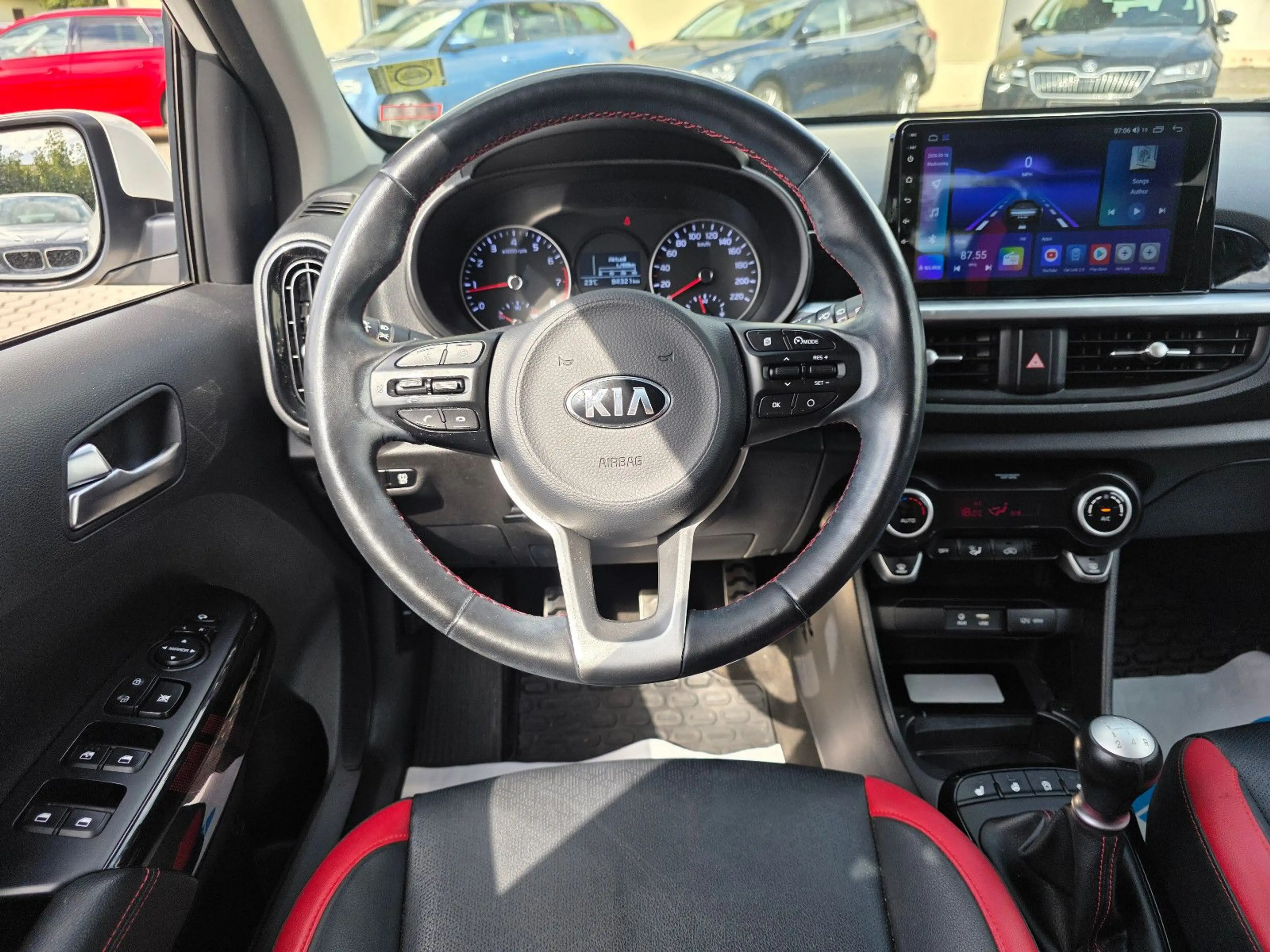 Kia Picanto GT-Line — photo 15