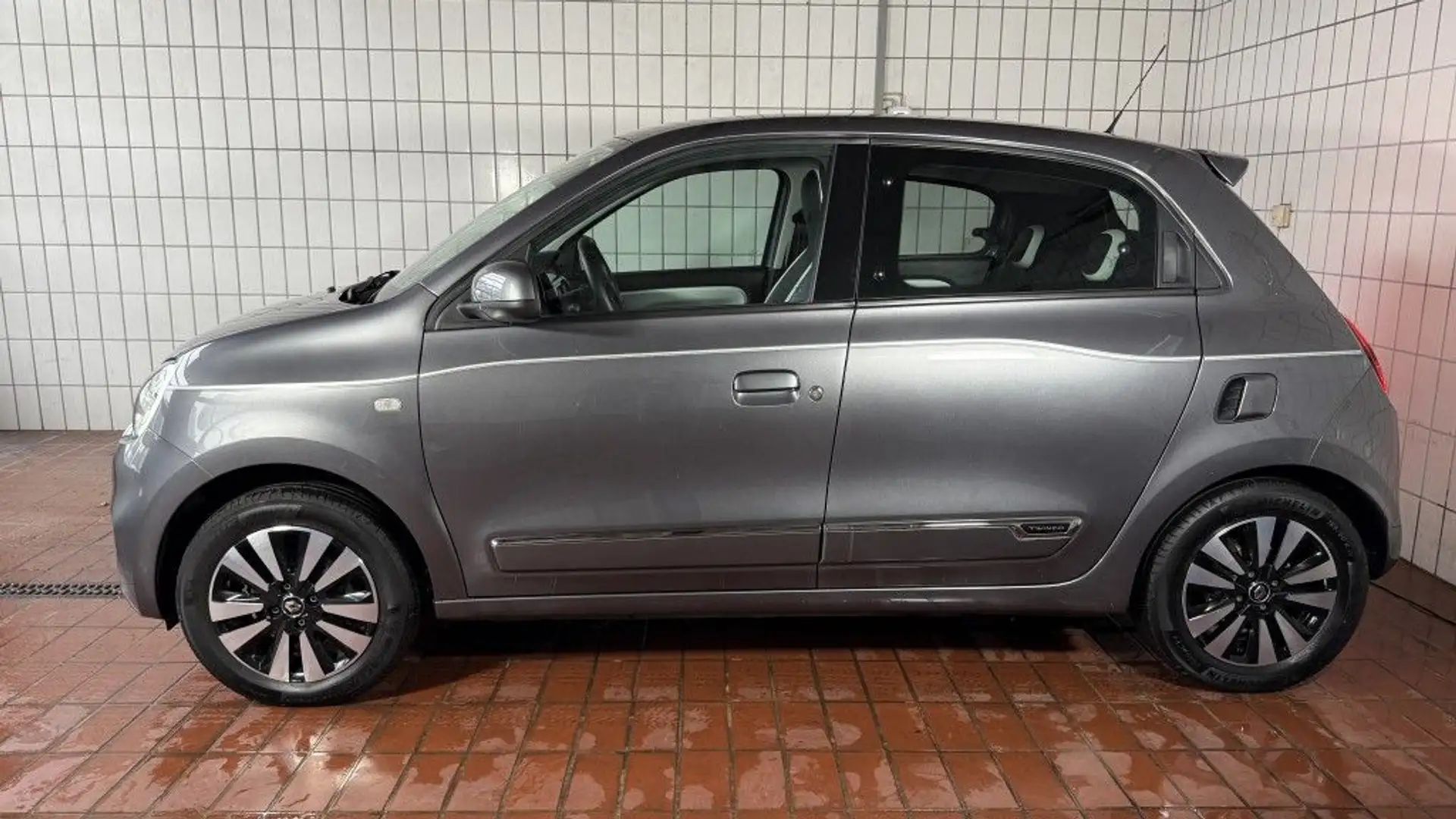 Renault Twingo TCe 90 EDC INTENS*SITZHZ*CARPLAY* Gris - 2