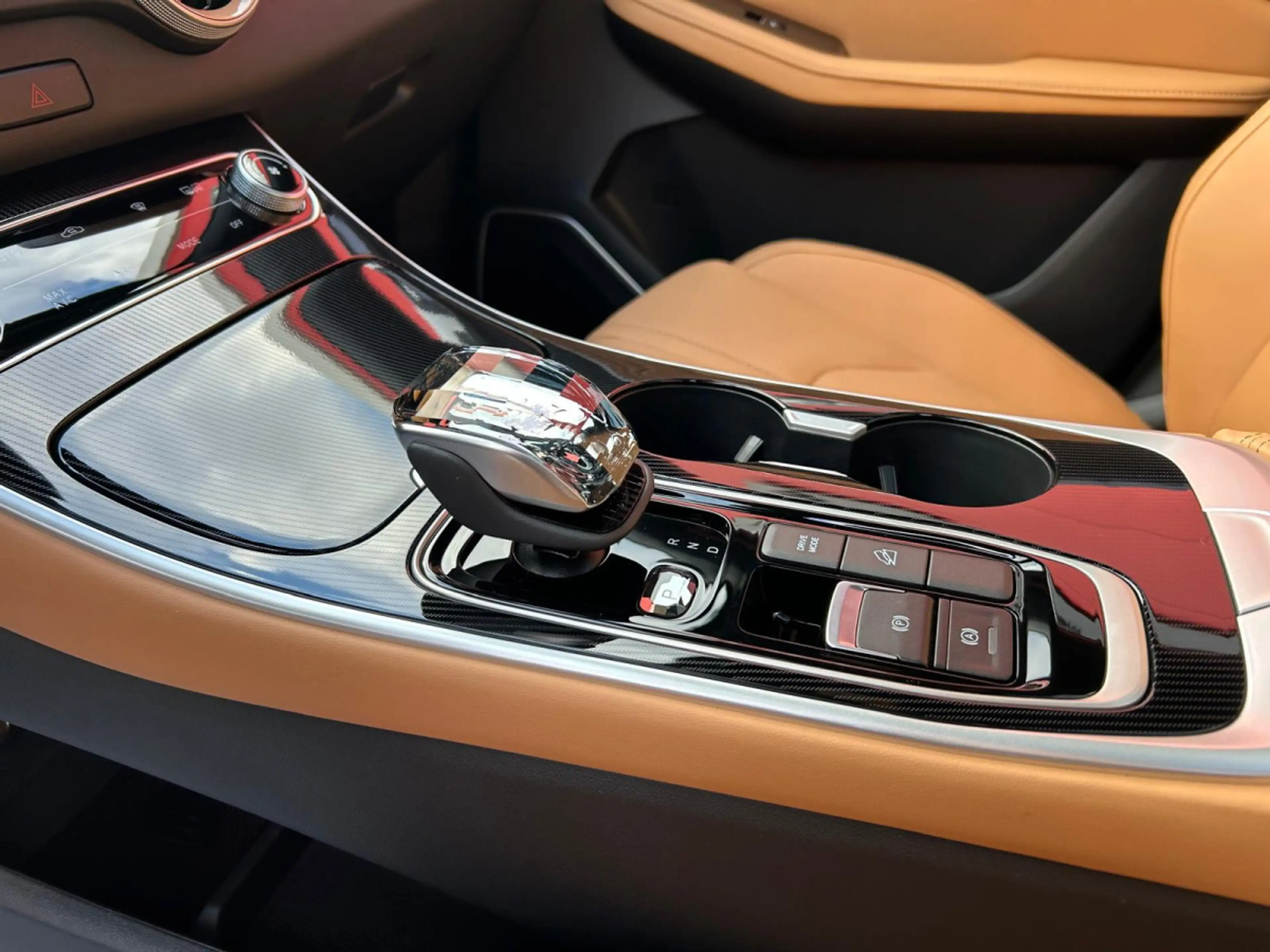 Forthing T5 Evo FRIDAY ELECTRIQUE — photo 11