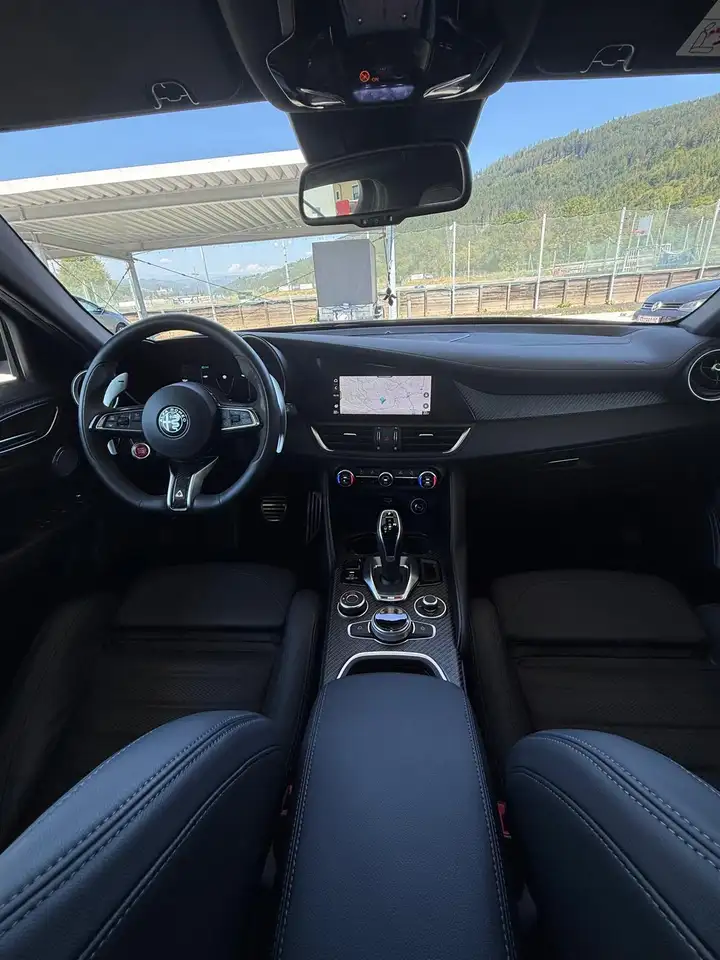 Alfa Romeo Giulia 2024