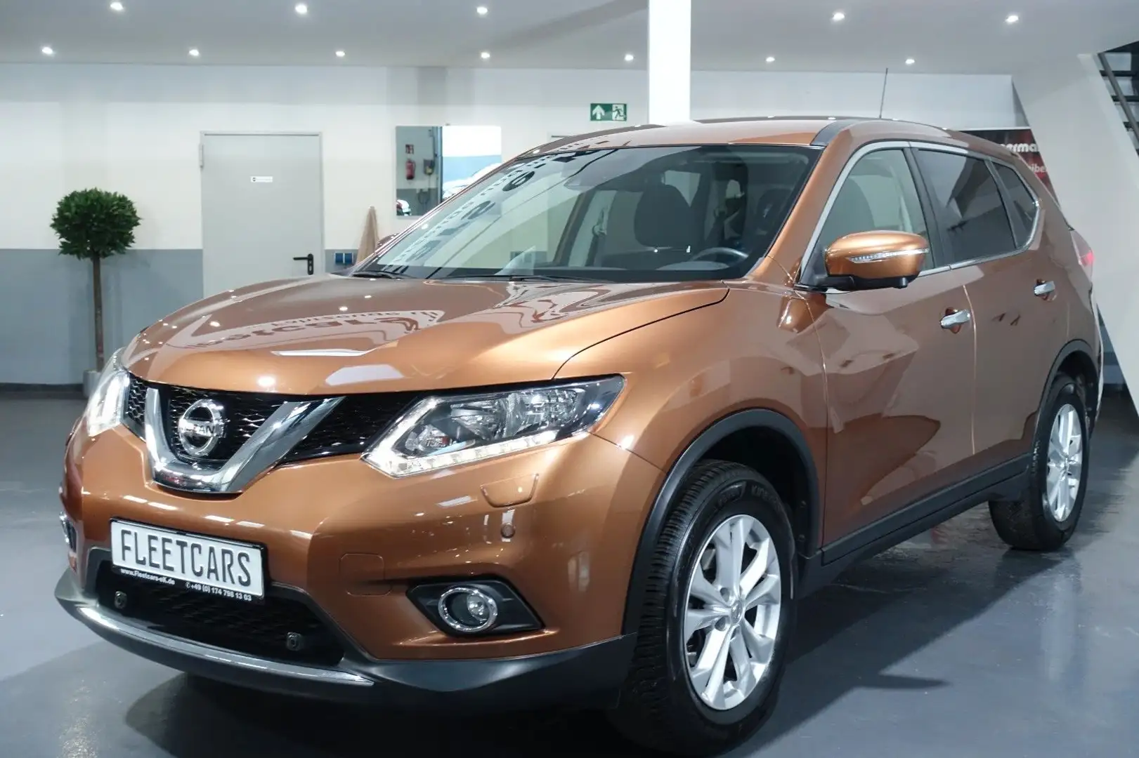 Nissan X-Trail 1.6 dCi DPF | aus 1.Hand | Sitzheizung Braun - 1