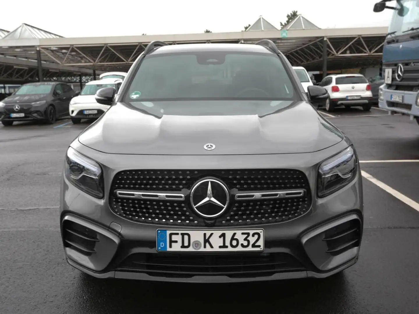 Mercedes-Benz GLB 180 d AMG Night Navi AHK Advanced Sound Gris - 2