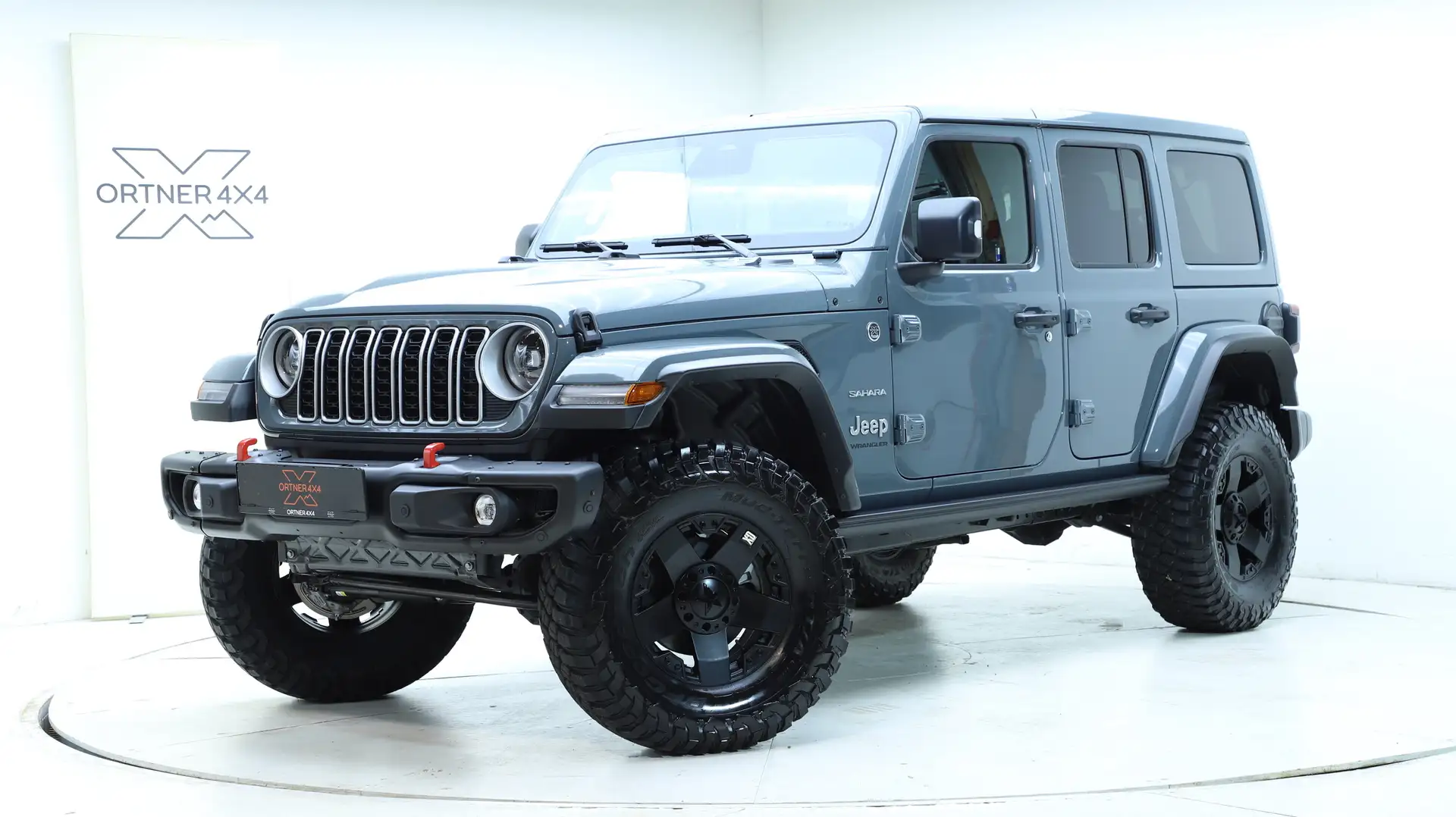 Jeep Wrangler Sahara Benzin ORTNER 4X4 #267 Grau - 1
