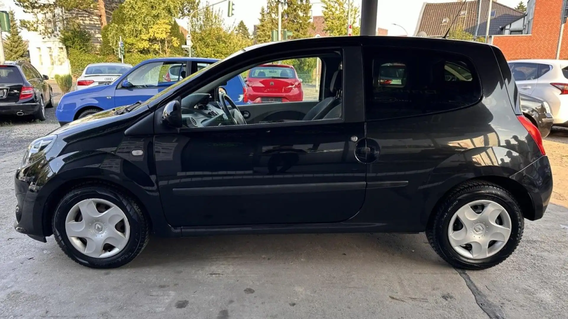 Renault Twingo Night & Day*Klima*Servo*Radio*Tüv-Neu* Schwarz - 2