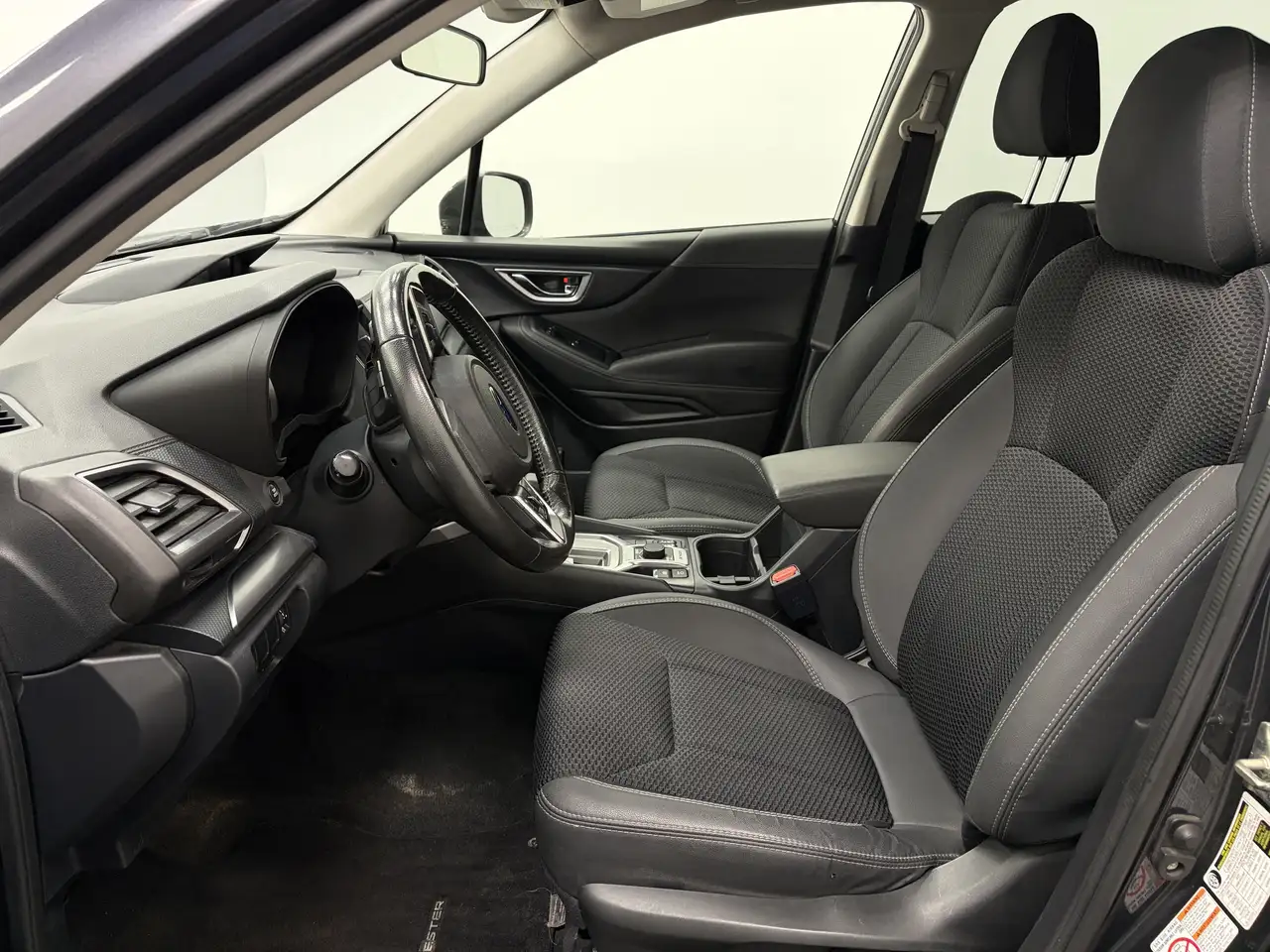 Subaru Forester снимка Subaru Forester