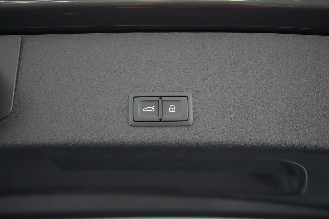 Audi e-tron 95 kWh 55 Quattro Advanced LEDER/CUIR LED GPS PDC, миниатюра 22