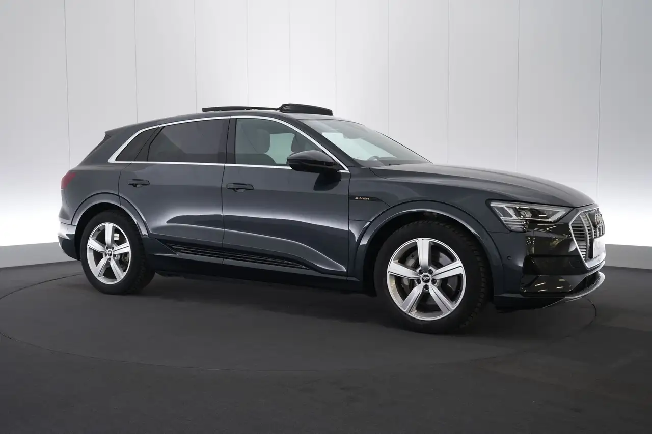 Audi e-tron 95 kWh 55 Quattro Advanced LEDER/CUIR LED GPS PDC, миниатюра 4