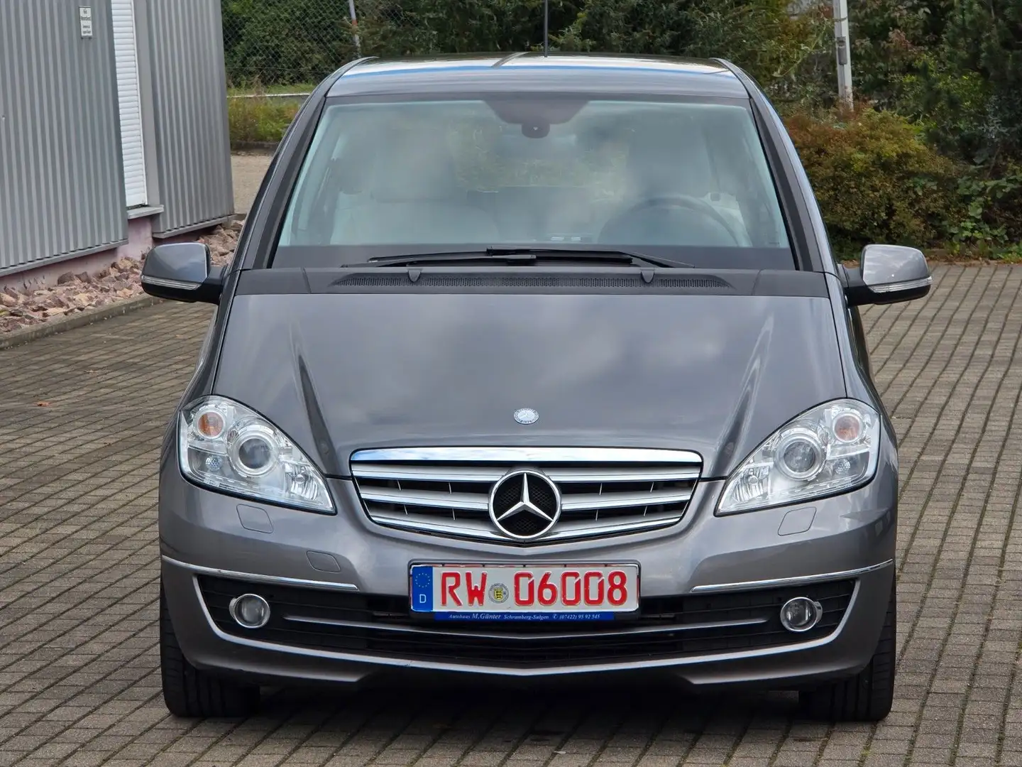 Mercedes-Benz A 200 CDI/NAVI/LEDER/TEMPOMAT/TÜV 07-2027 Gris - 2