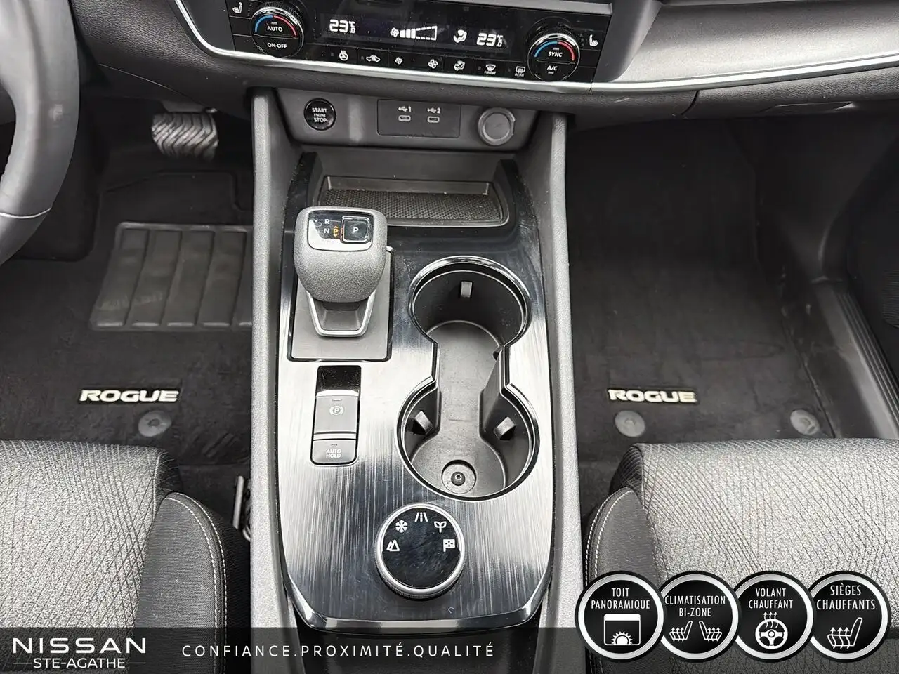 Nissan Rogue снимка Nissan Rogue