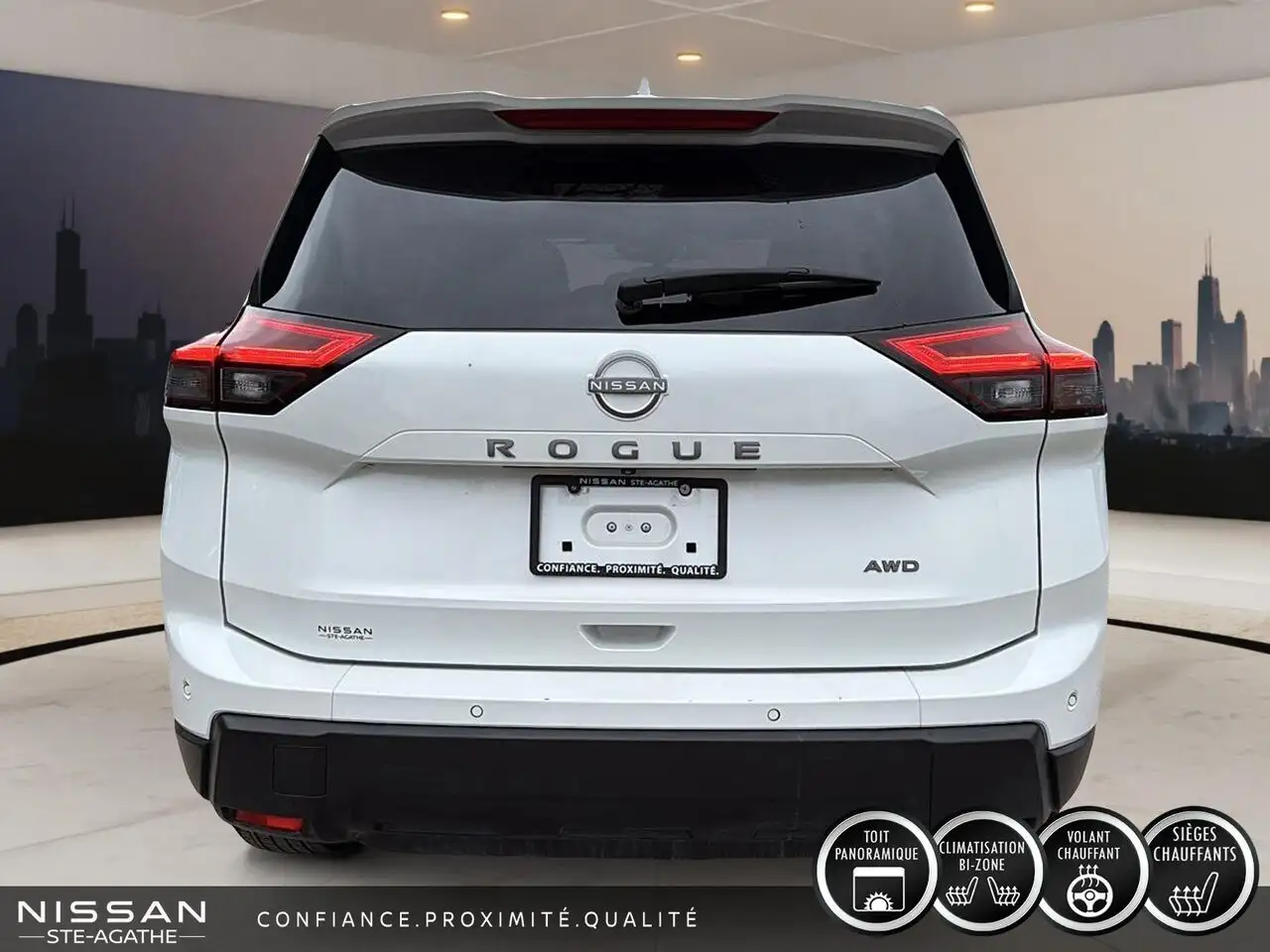 Nissan Rogue снимка Nissan Rogue
