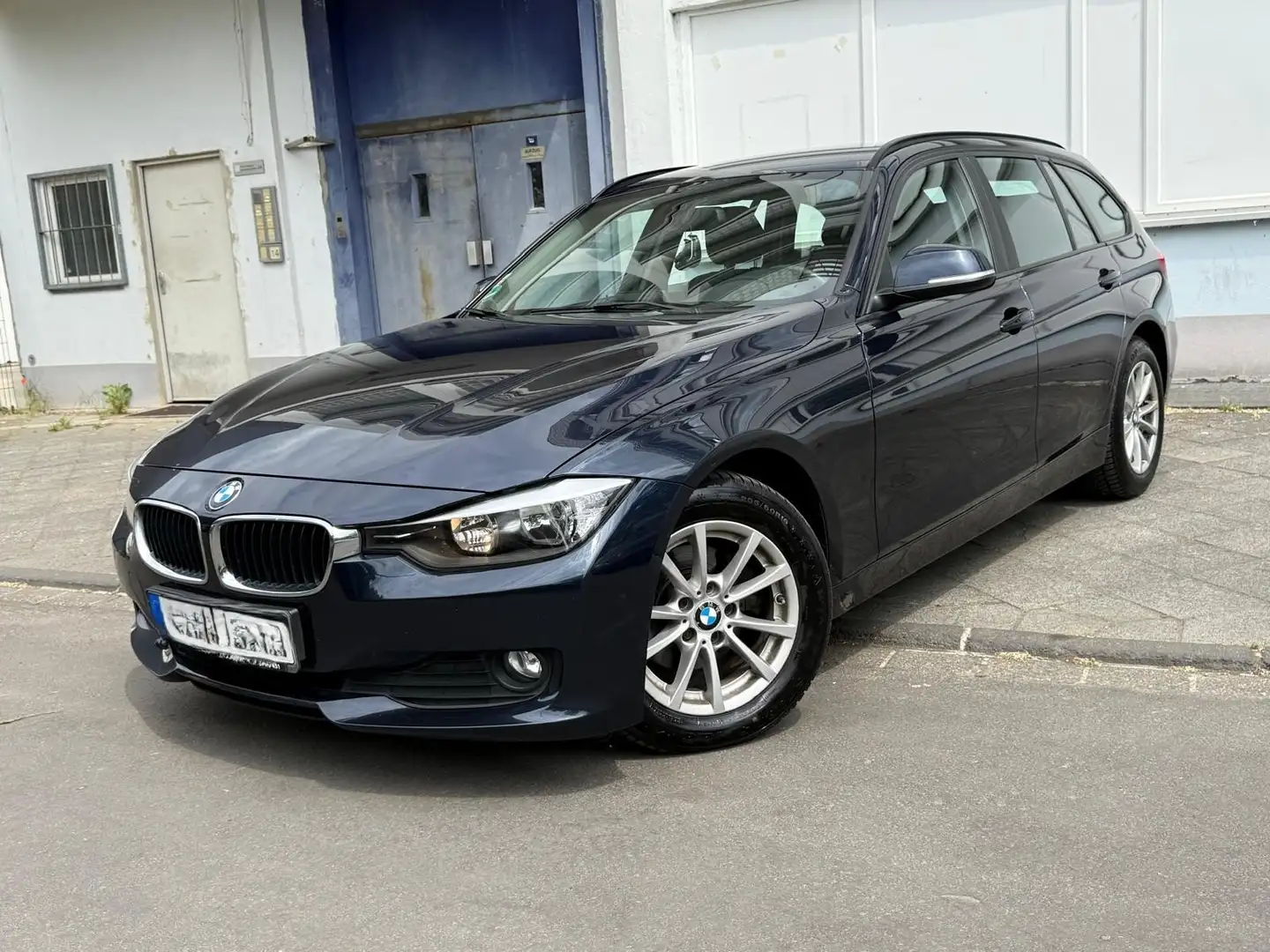 BMW 316 316 d Navigation+PDC+Euro5 Bleu - 1