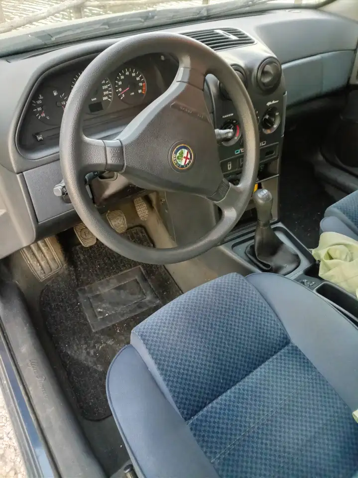 Alfa Romeo 146 1.8 TWIN SPARK, foto 5