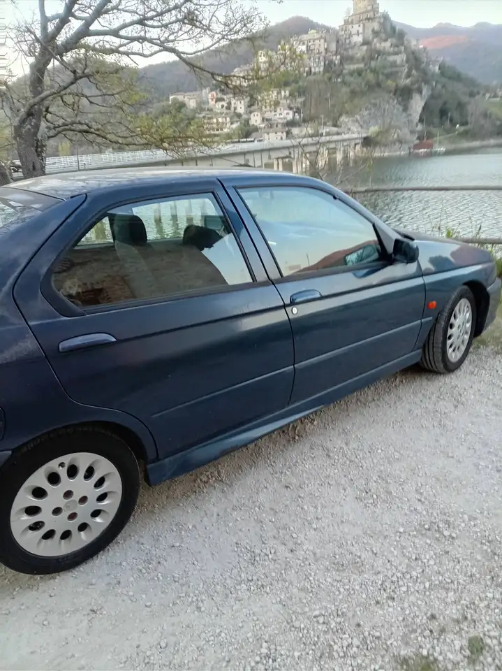Alfa Romeo 146 1.8 TWIN SPARK, foto 3