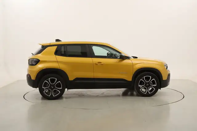 Jeep Avenger view 6