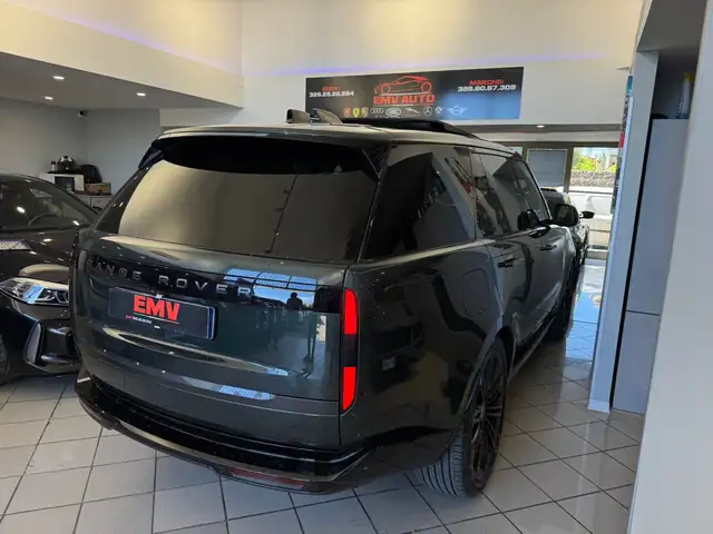 Land Rover Range Rover view 12