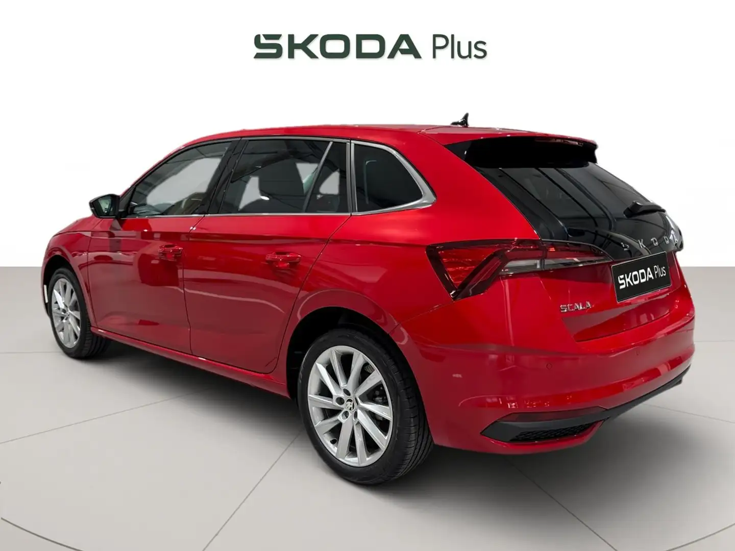 Skoda Scala 1.0 TSI Selection 85kW Rojo - 2