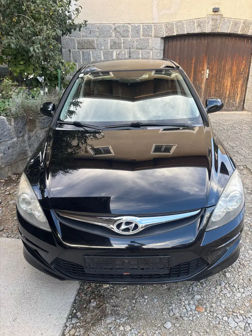 Hyundai i30 i30 1,4 CRDi Europe Europe Schwarz - 1