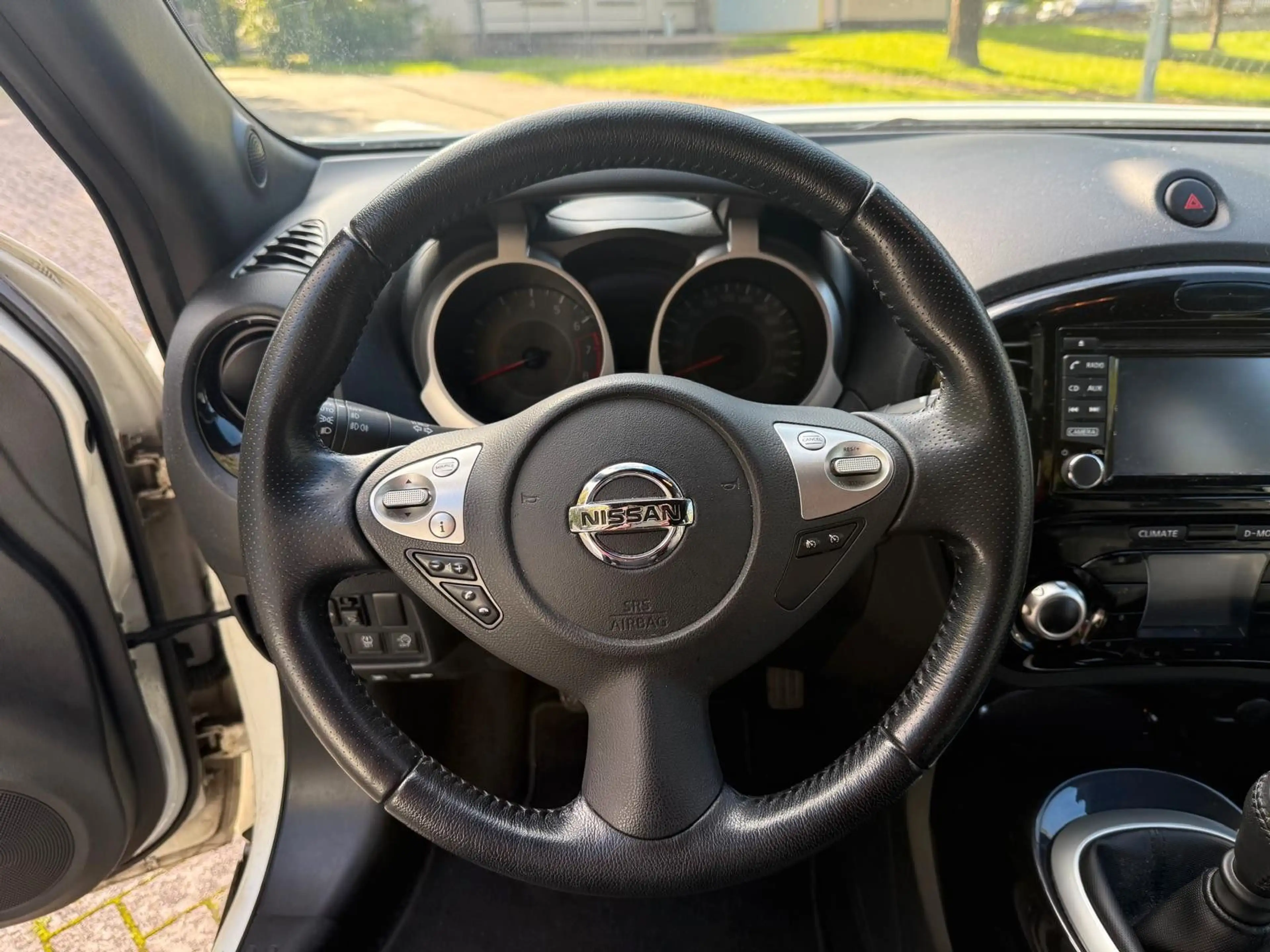 Nissan Juke 1.2 Navi R Cam — photo 11
