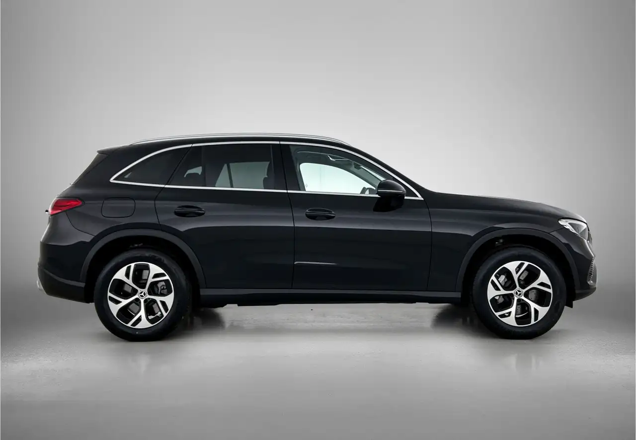 Mercedes-Benz GLC 2026 — фото 12