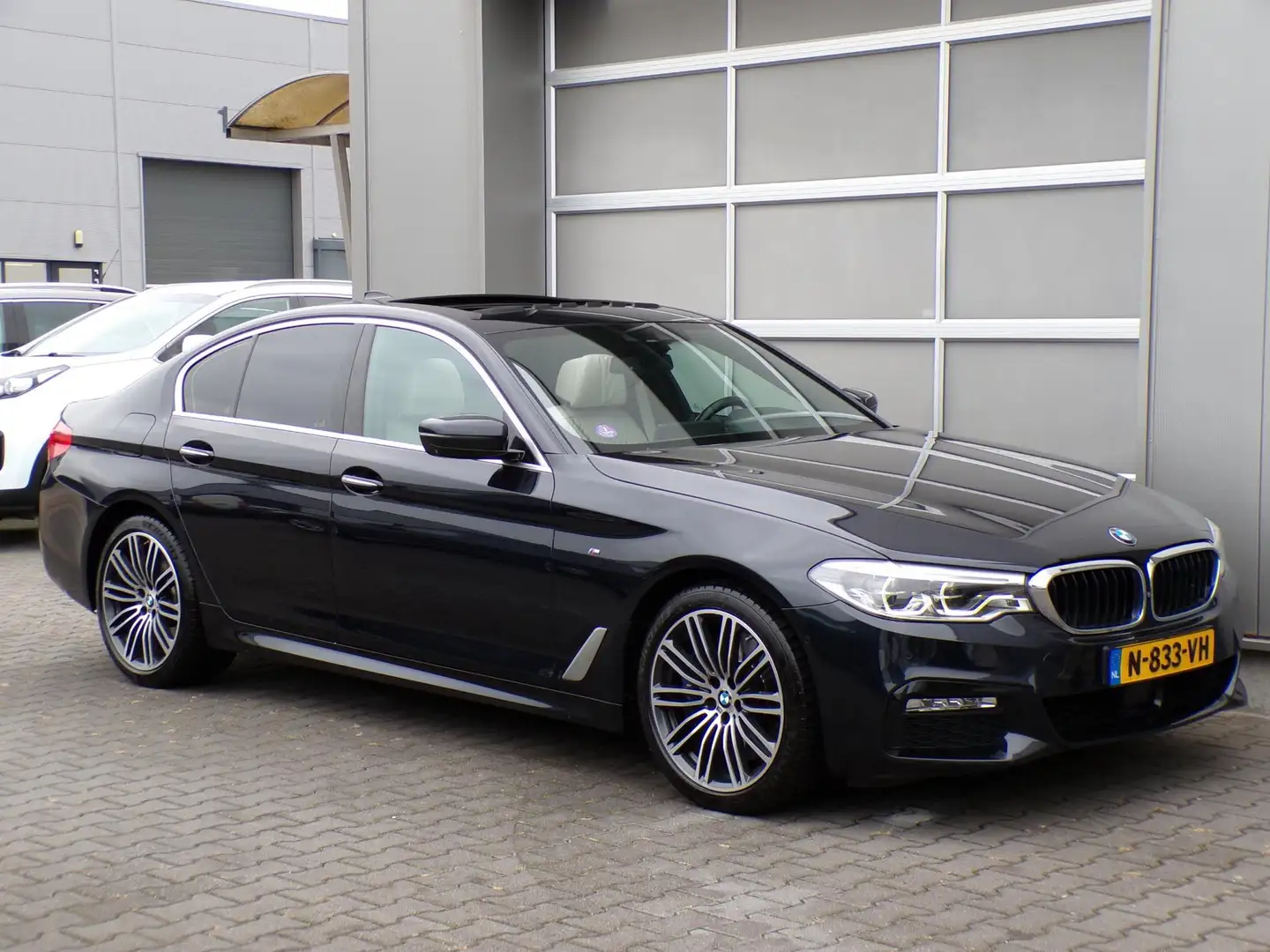BMW 540 5-serie 540i xDrive High Executive|M-pakket|HUD|Vi Noir - 1