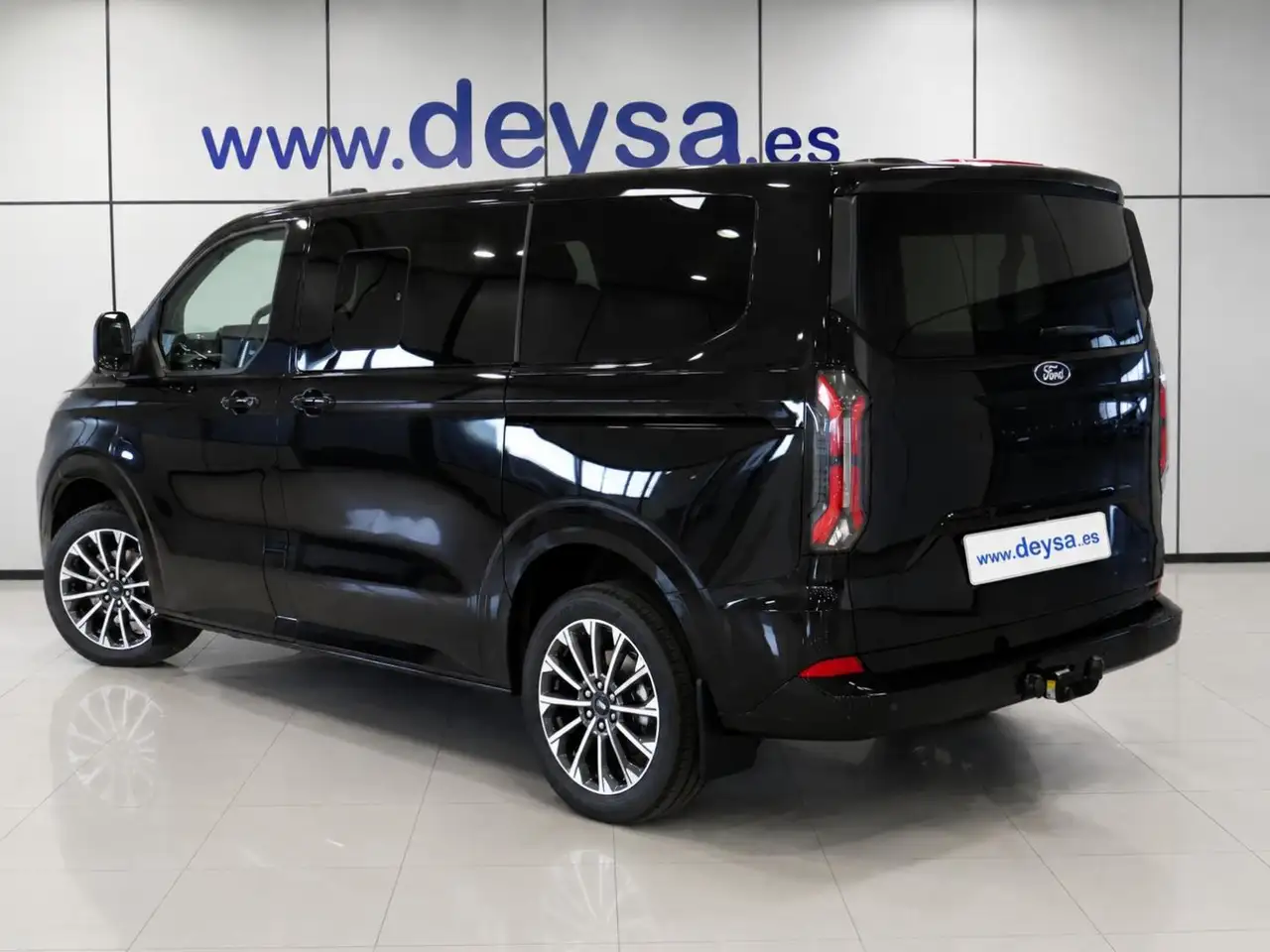 Ford Tourneo Custom 2026