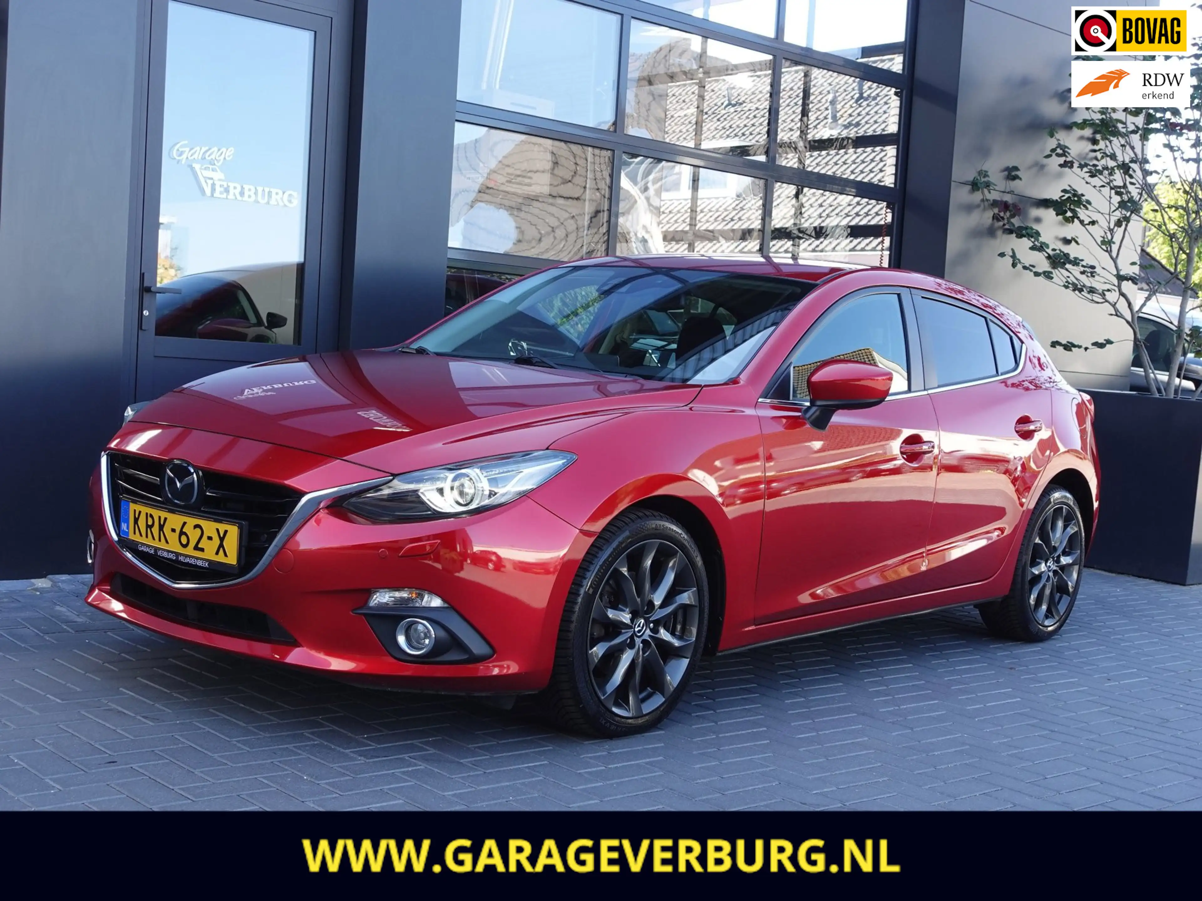 Mazda 3 2.0 GT-M (Navigatie,Camera,AdaptiveCruise,PDC,HUD,