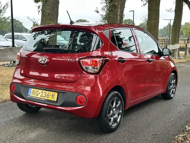 Hyundai i10 view 11