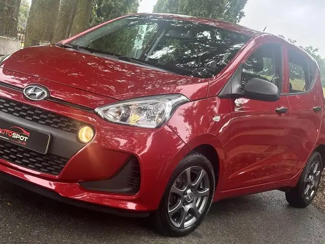 Hyundai i10 view 2