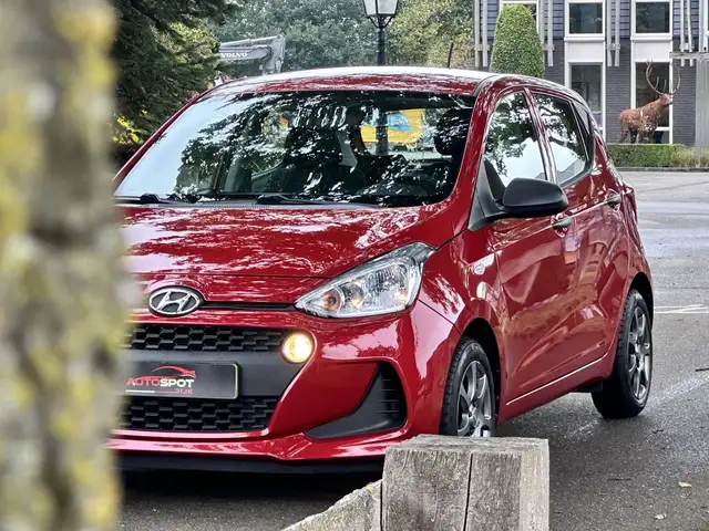 Hyundai i10 view 14