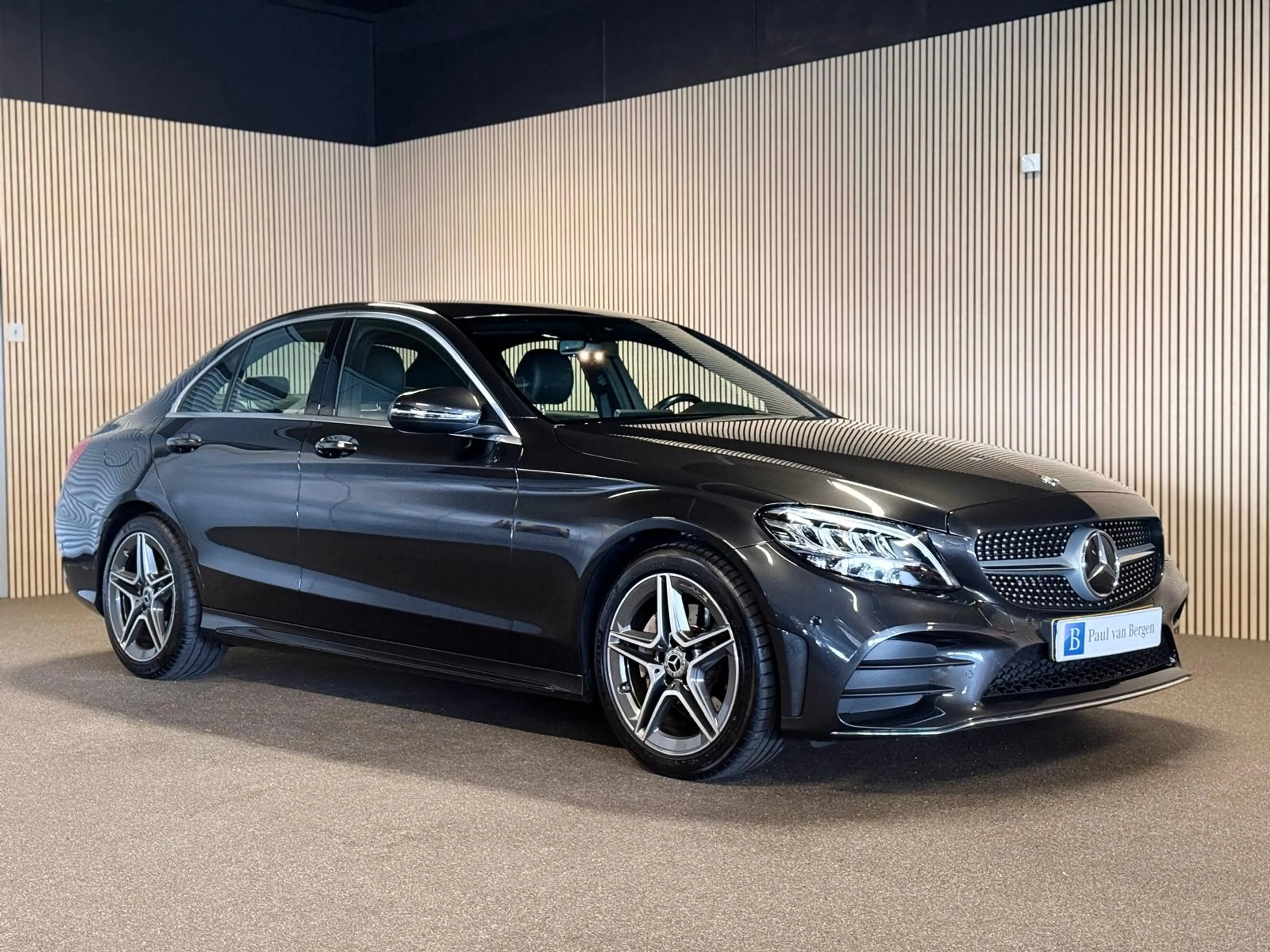 Mercedes-Benz C 180 AMG STYLING-CAMERA-DIGI DASH-APPLE CARPLAY-DODEHOE — photo 4