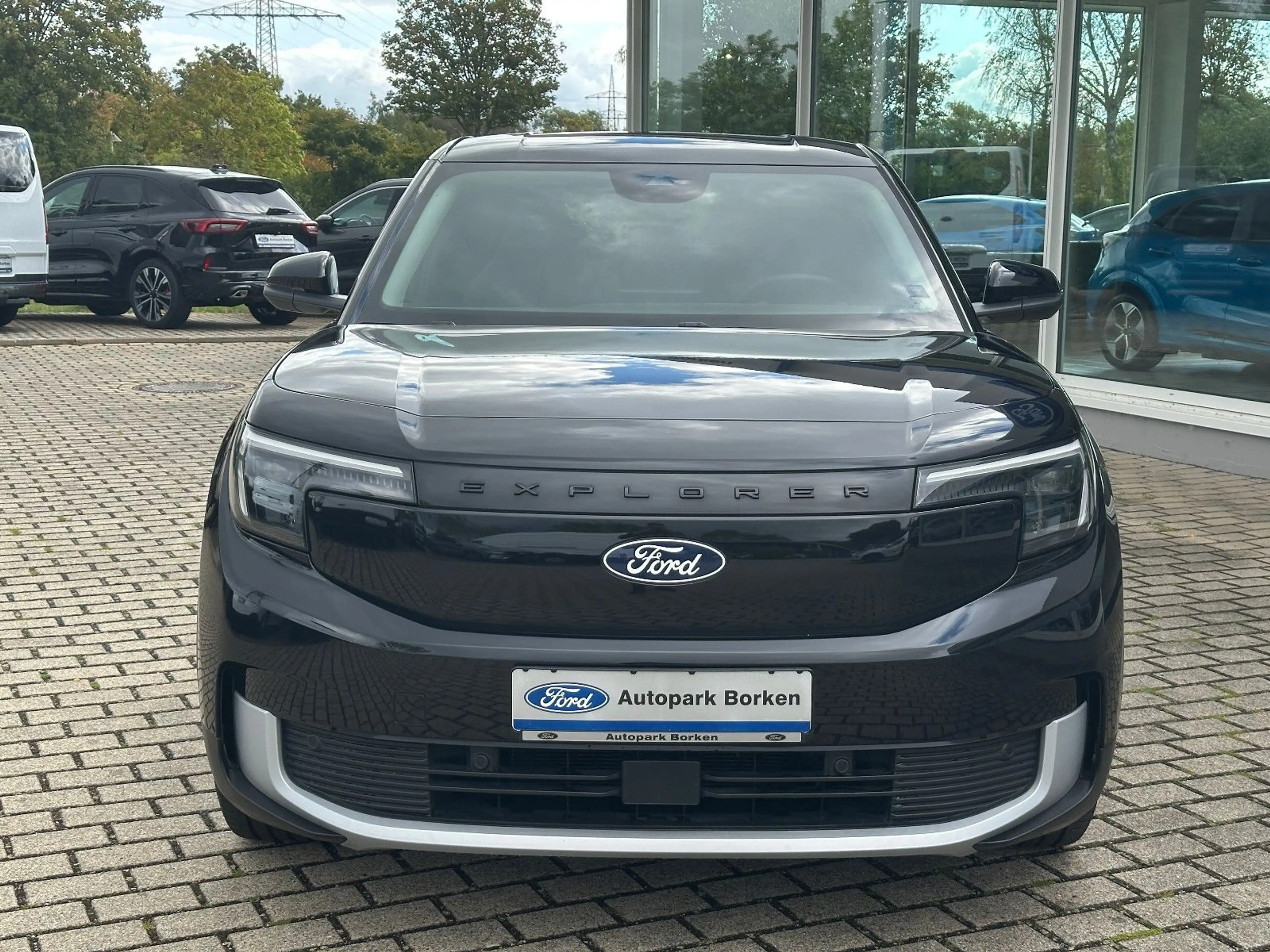 Ford Explorer Premium RWD SHZ KAMERA — photo 2