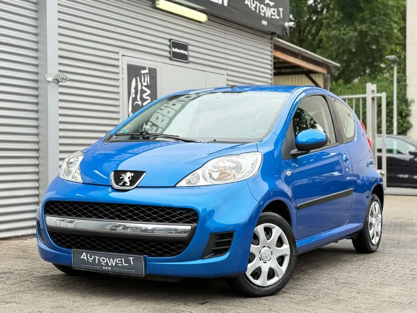 Peugeot 107 Filou Automatik *2-HAND*50KW/67PS*KLIMA*AUX* Blue - 1