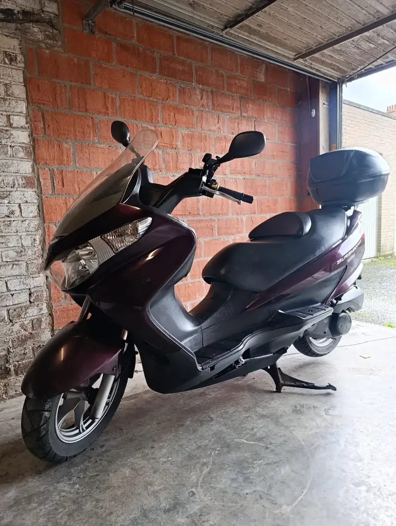 Suzuki Burgman 125 - 1