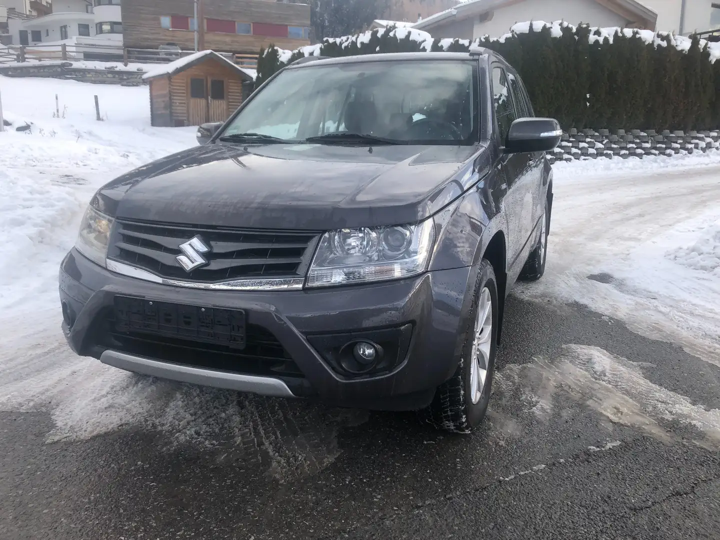 Suzuki Grand Vitara 1,9 DDiS VX-E Deluxe L3 Fekete - 2