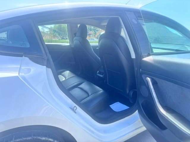 2021 Tesla Model 3 Standard Range Plus RWD thumb 9